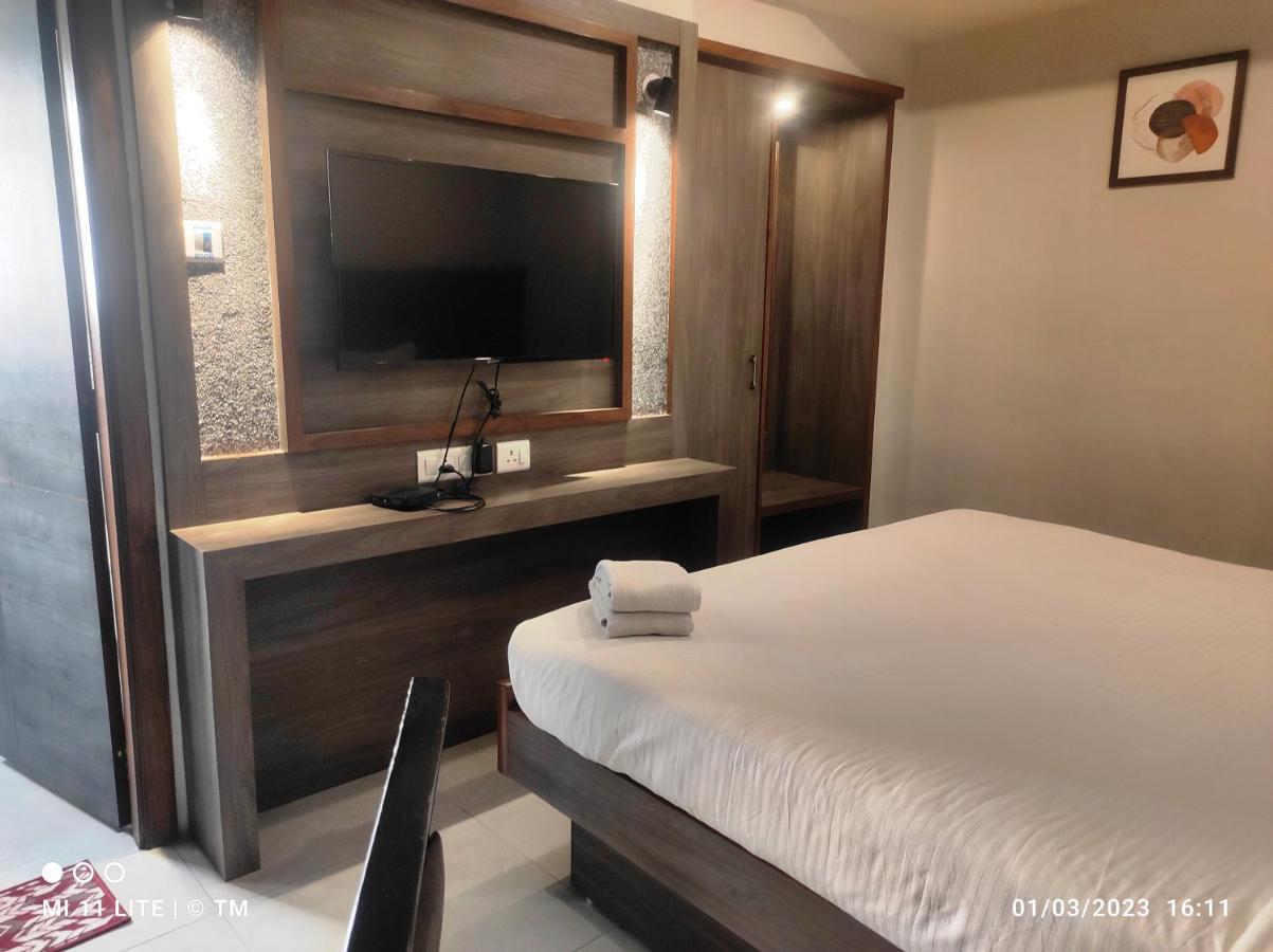 Hotel K79 Džamšédpur Exteriér fotografie