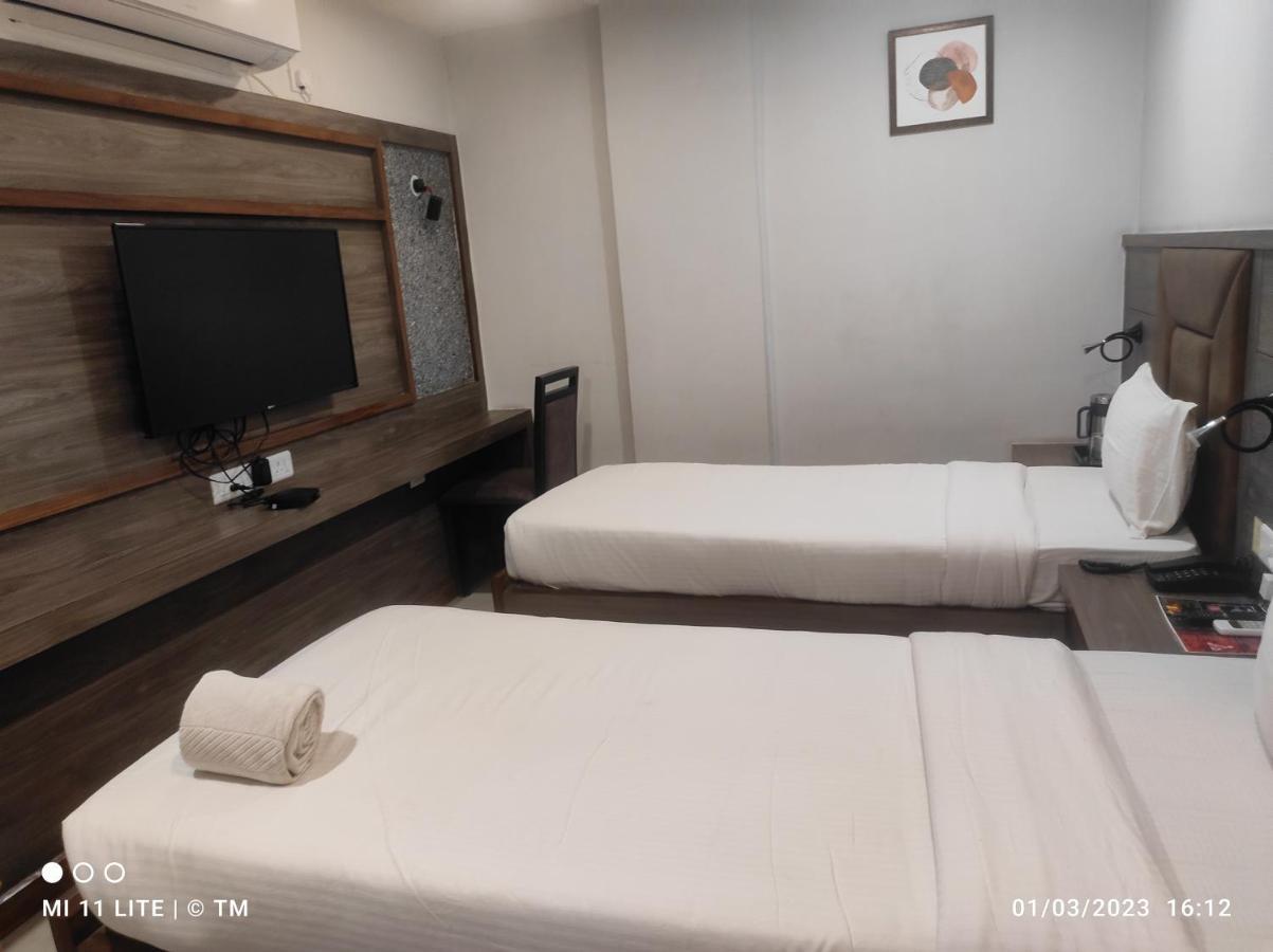 Hotel K79 Džamšédpur Exteriér fotografie