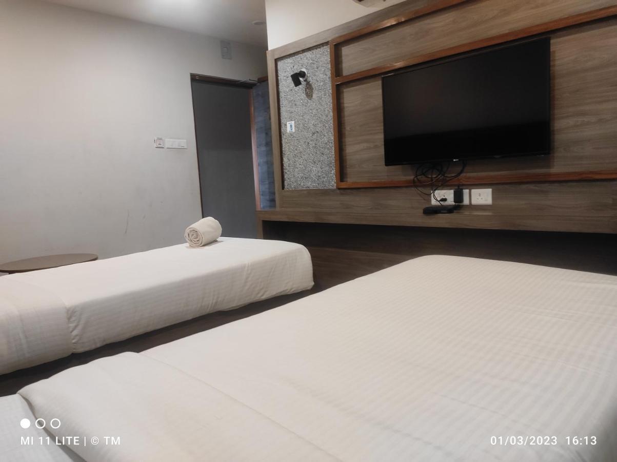 Hotel K79 Džamšédpur Exteriér fotografie
