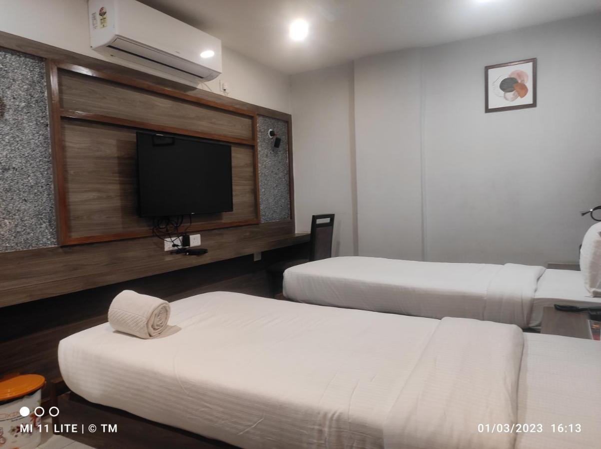 Hotel K79 Džamšédpur Exteriér fotografie