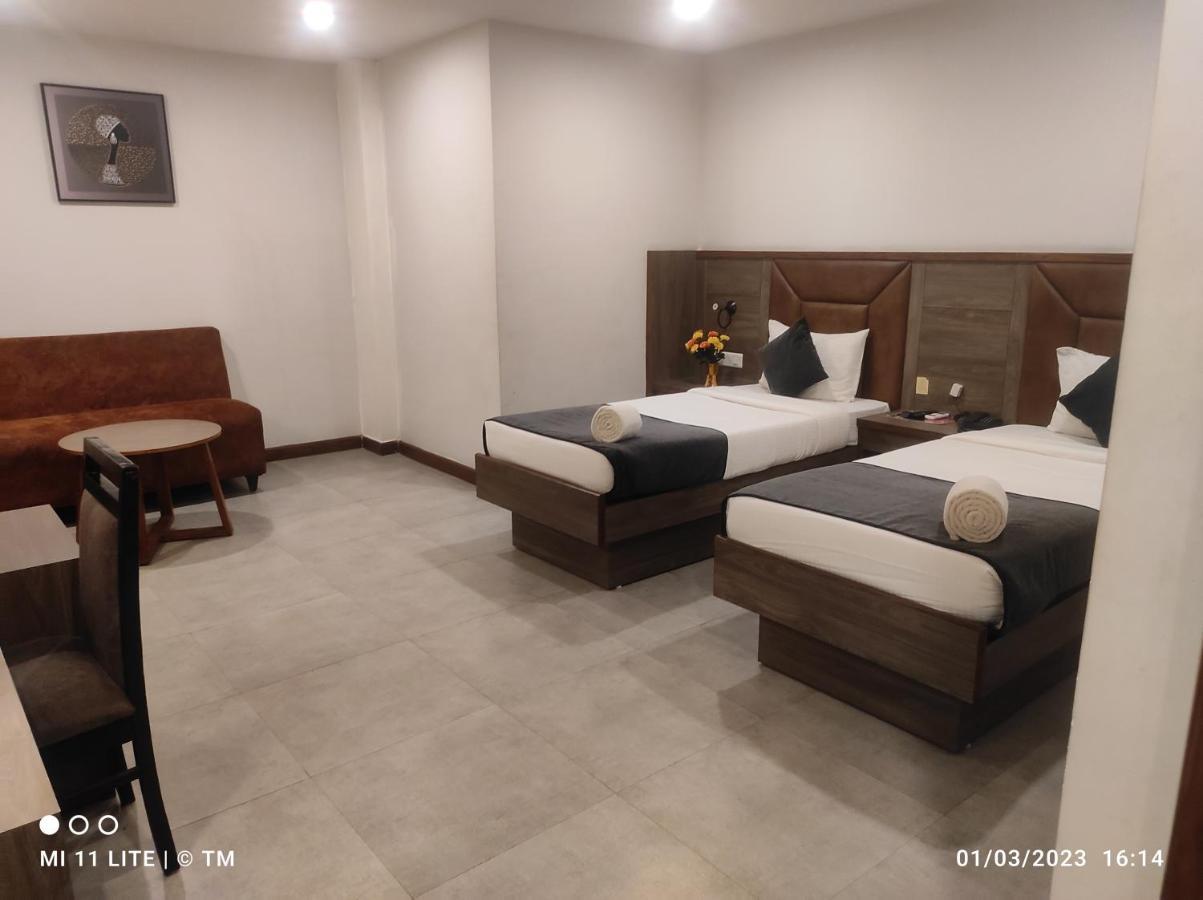Hotel K79 Džamšédpur Exteriér fotografie