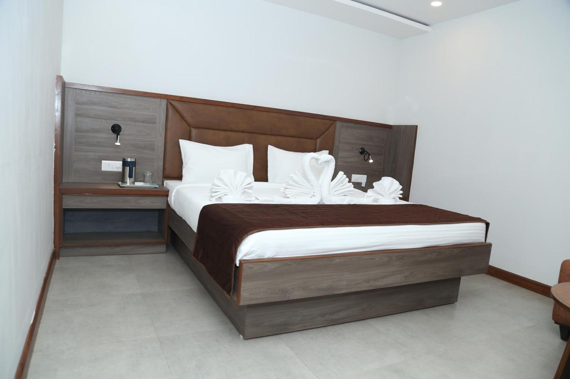 Hotel K79 Džamšédpur Exteriér fotografie